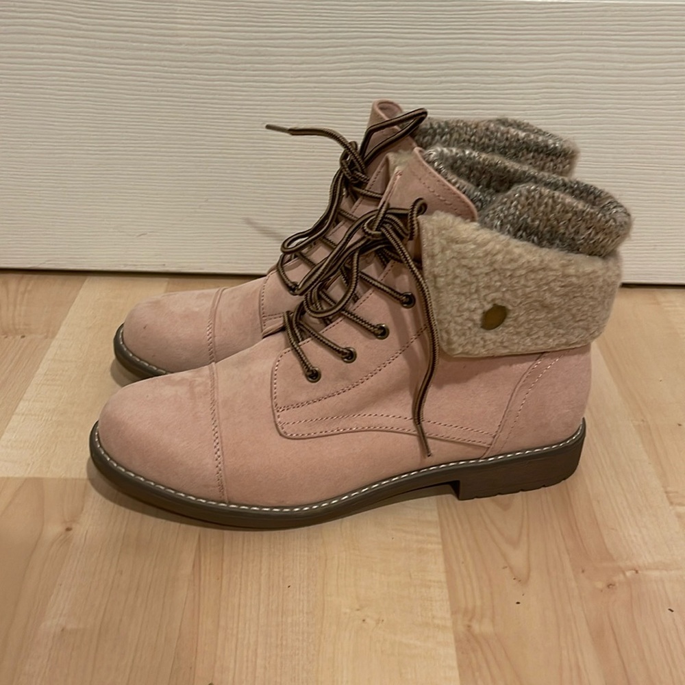 Cliffs by WHITE MOUNTAIN Pink Ankle Boots